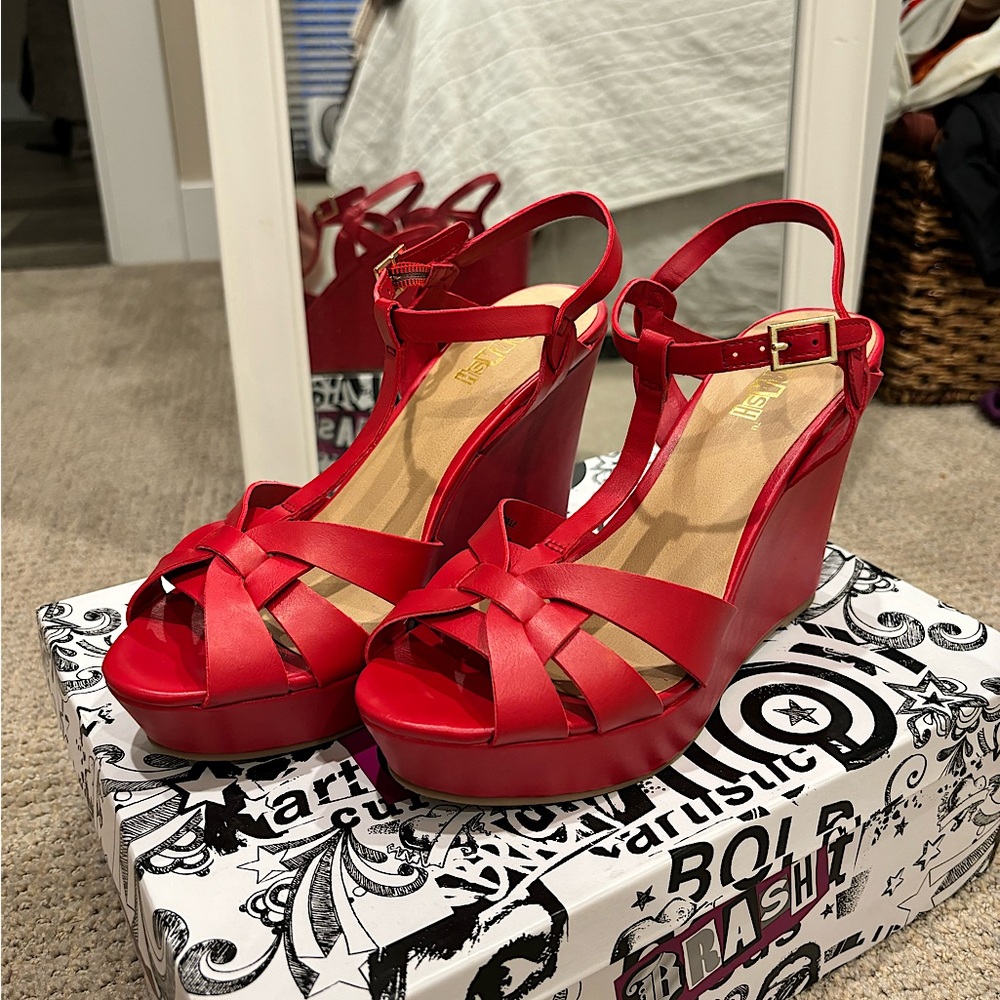 Women’s Red Leather Wedges